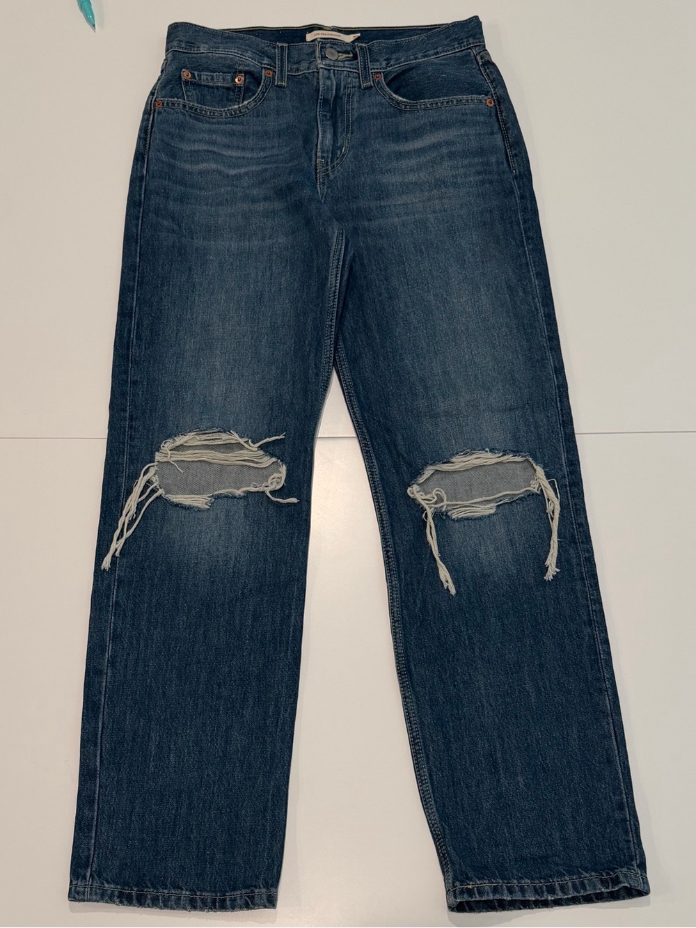 Levi’s Low Pro Straight Jeans Women’s Size 27 Distressed Medium Wash